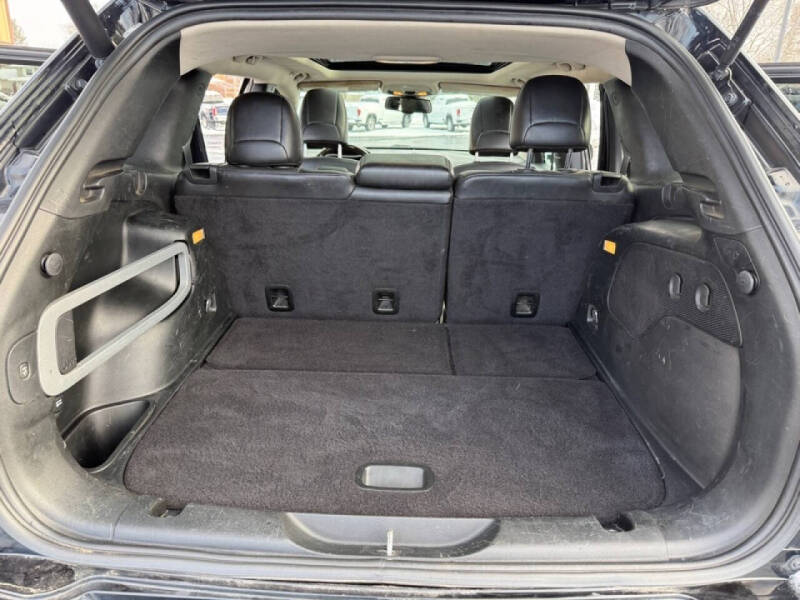 2018 Jeep Cherokee Overland