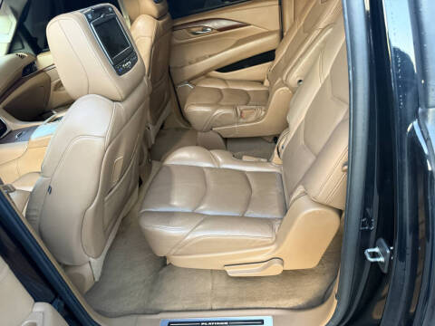 2016 Cadillac Escalade ESV Platinum