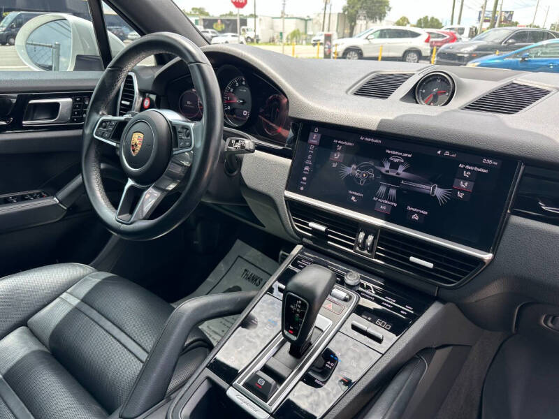 2019 Porsche Cayenne S