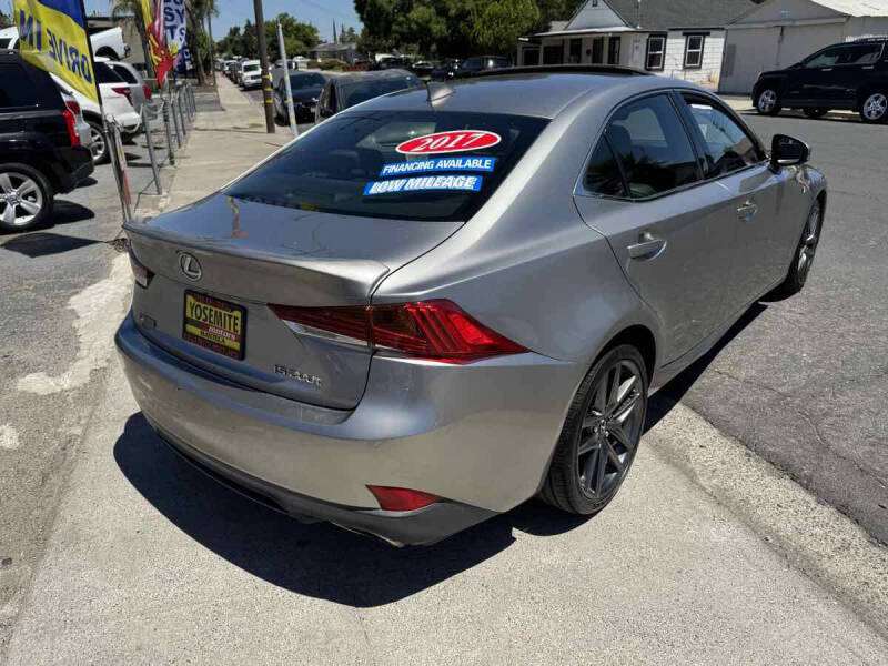 2017 Lexus IS 200t