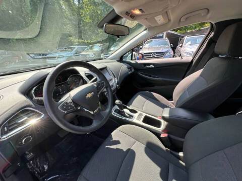 2018 Chevrolet Cruze LS Auto