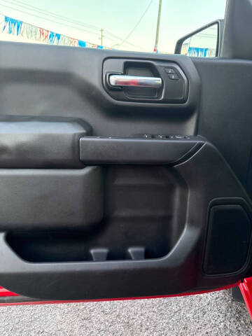 2021 Chevrolet Silverado 1500 Custom