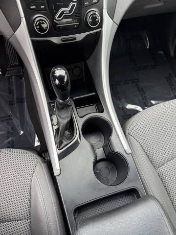 2011 Hyundai Sonata SE 2.0T