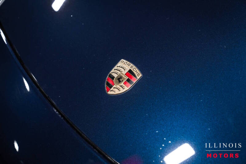 2000 Porsche 911 Carrera 4