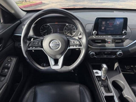 2021 Nissan Altima 2.5 SR