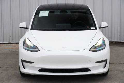 2021 Tesla Model 3 Standard Range Plus