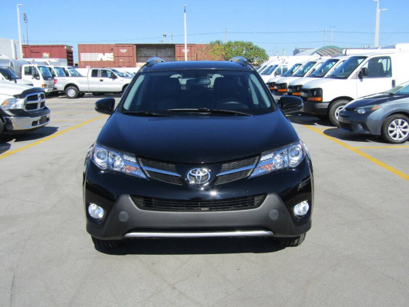 2014 Toyota RAV4 Limited photo 3