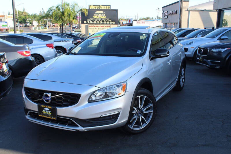 2018 Volvo V60 Cross Country T5 Premier