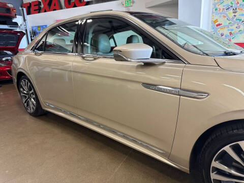 2017 Lincoln Continental Reserve