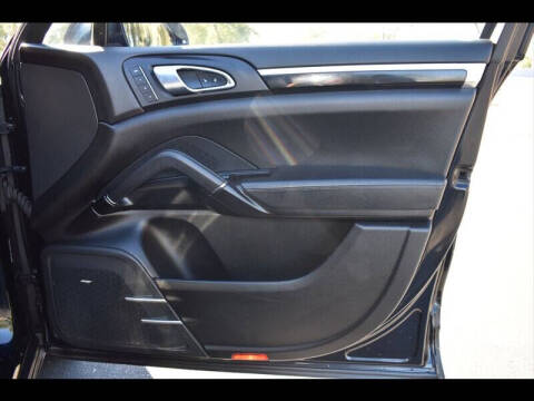 2017 Porsche Cayenne S E-Hybrid