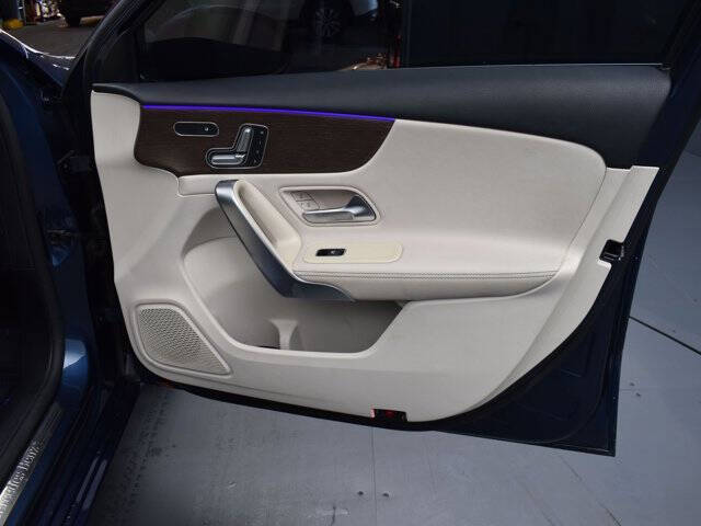 2022 Mercedes-Benz A-Class A 220 4MATIC