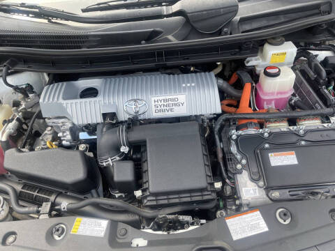 2015 Toyota Prius Three