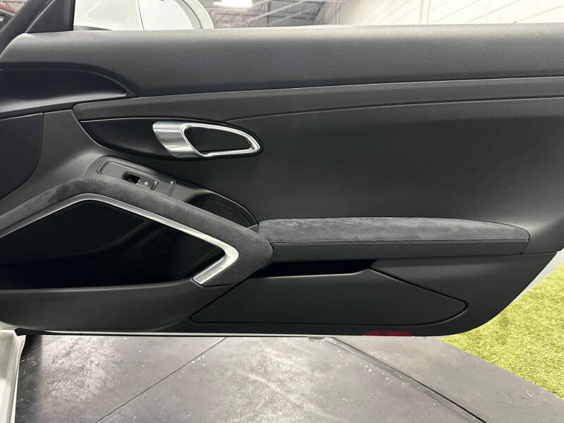 2018 Porsche 718 Boxster