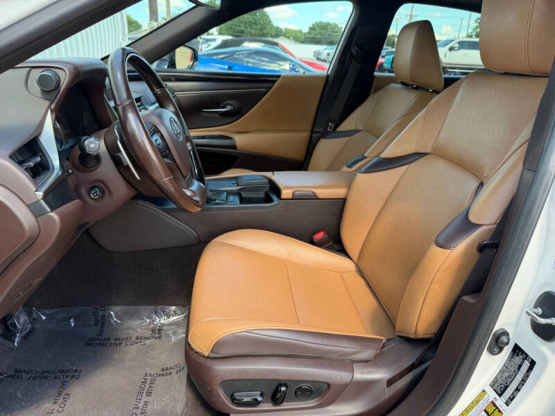 2021 Lexus ES 250