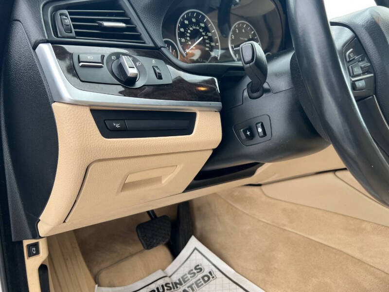 2015 BMW 5 Series 528i xDrive