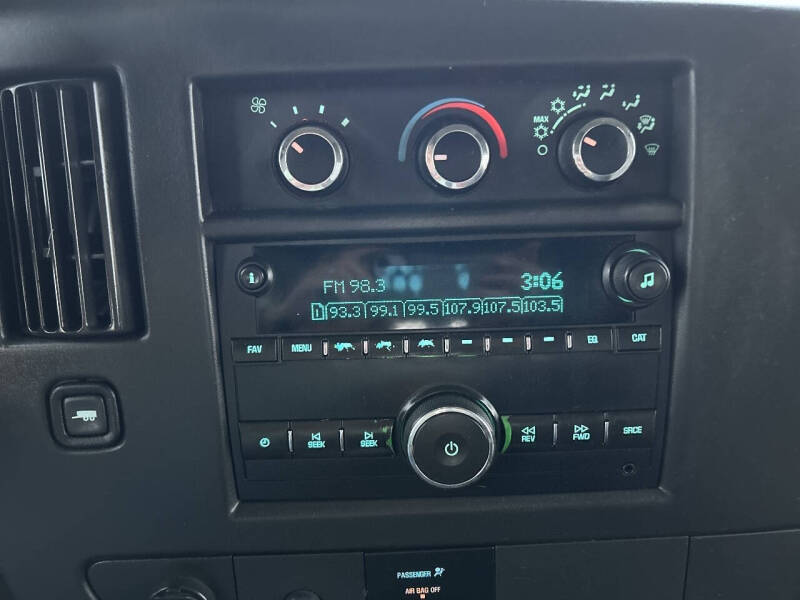 2016 GMC Savana 2500