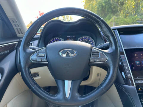 2014 Infiniti Q50 Premium