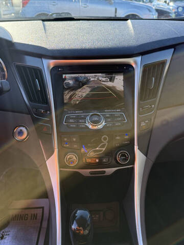 2011 Hyundai Sonata Hybrid Premium