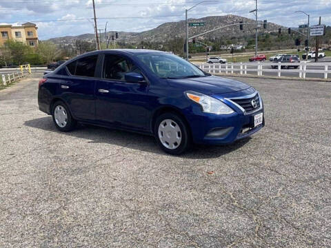 2019 Nissan Versa