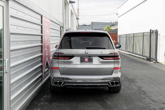 2023 BMW X7 68