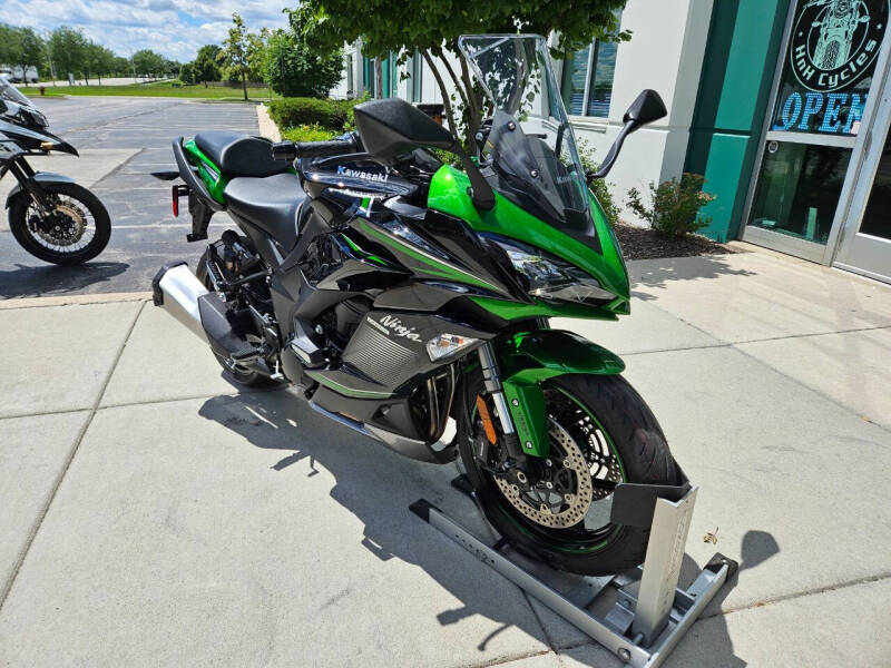 2023 Kawasaki Ninja 1000SX