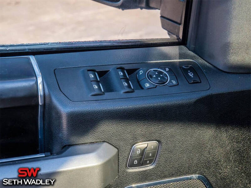 2019 Ford F-250 Super Duty Platinum photo 37