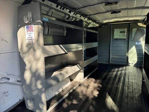 2016 GMC Savana 2500