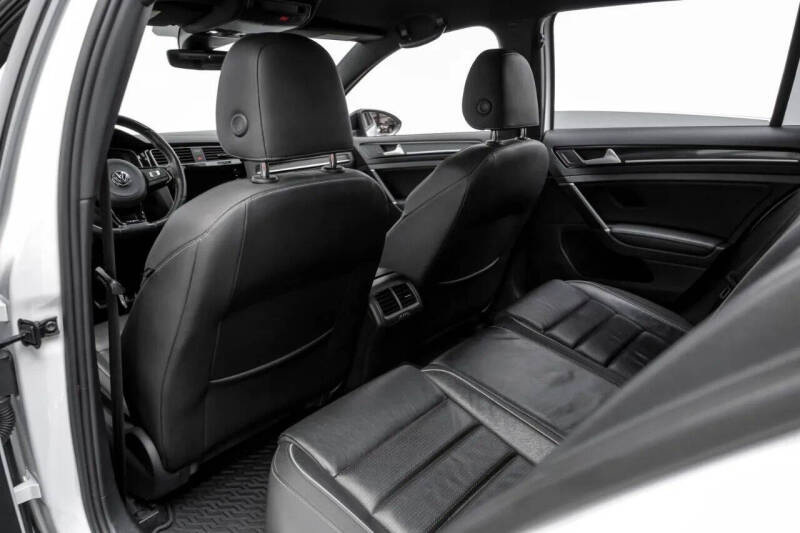 2019 Volkswagen Golf R 4Motion