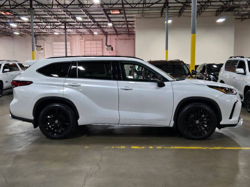 2023 Toyota Highlander XSE