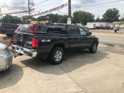 2006 Dodge Dakota for sale at AFFORDABLE USED CARS in North Chesterfield VA