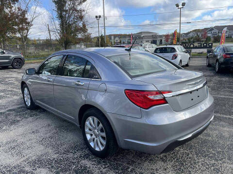 2013 Chrysler 200 Limited