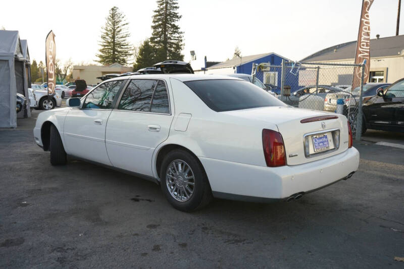 2004 Cadillac DeVille DHS