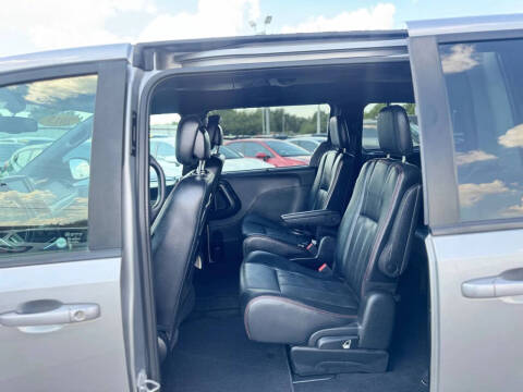 2015 Dodge Grand Caravan R/T