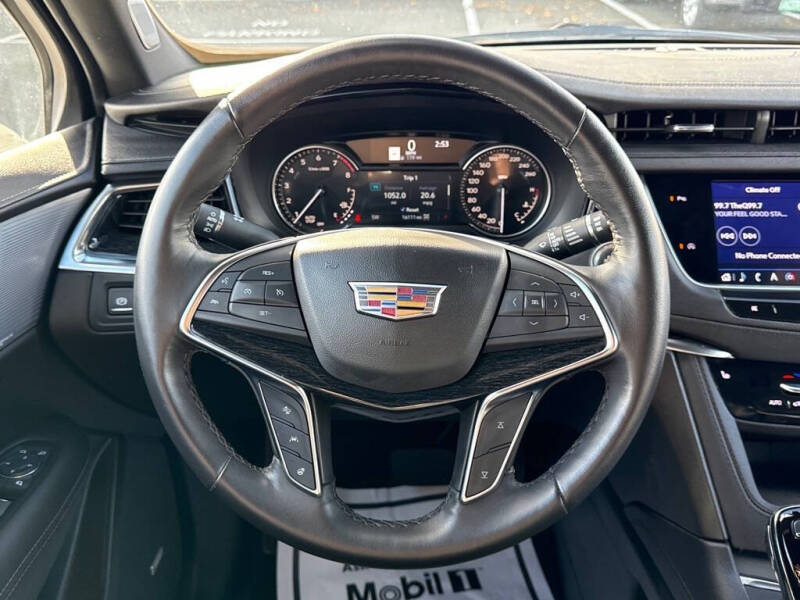 2023 Cadillac XT5 Premium Luxury