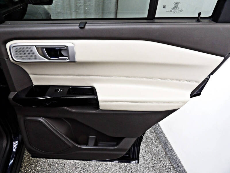 2022 Ford Explorer Platinum