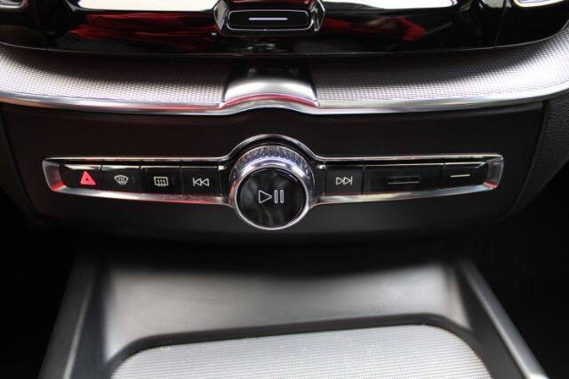 2019 Volvo XC60 T6 R-Design