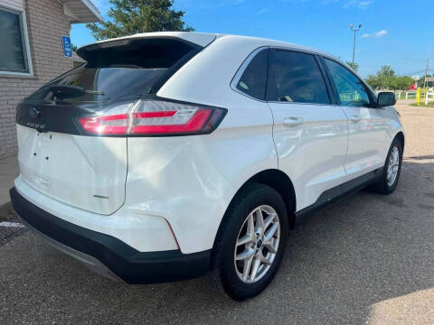 2021 Ford Edge