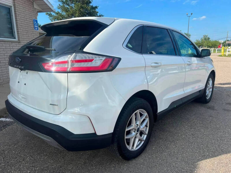 2021 Ford Edge