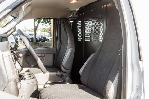 2023 GMC Savana 2500