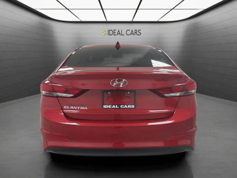 2018 Hyundai Elantra