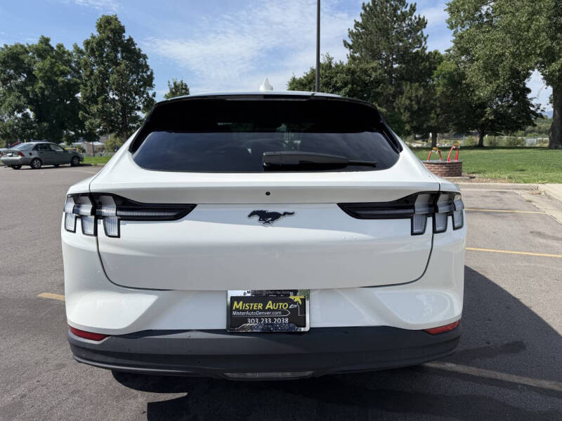 2021 Ford Mustang Mach-E Select