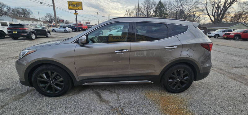 2017 Hyundai Santa Fe Sport 2.0T photo 3