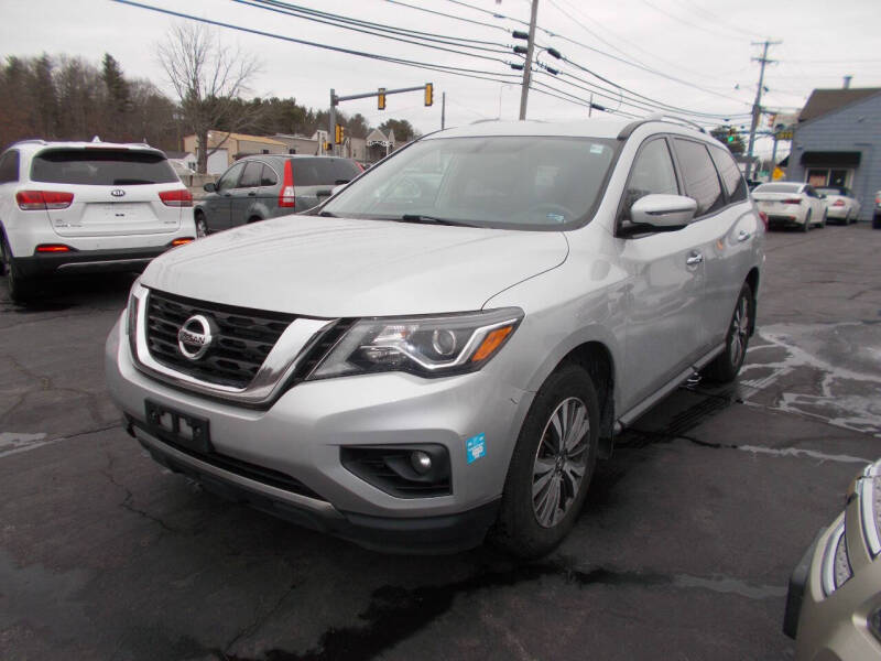 2017 Nissan Pathfinder SV