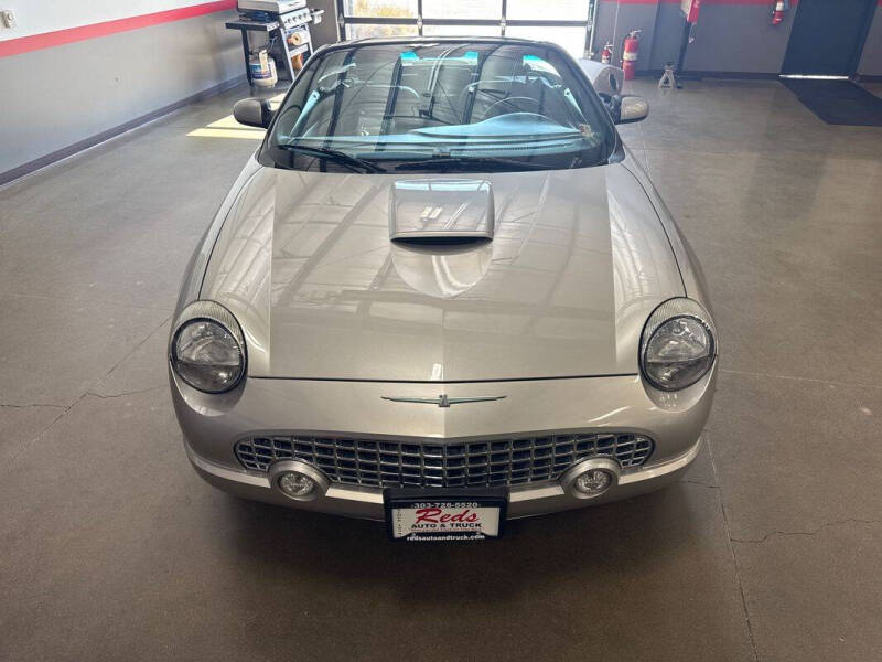 2004 Ford Thunderbird Deluxe