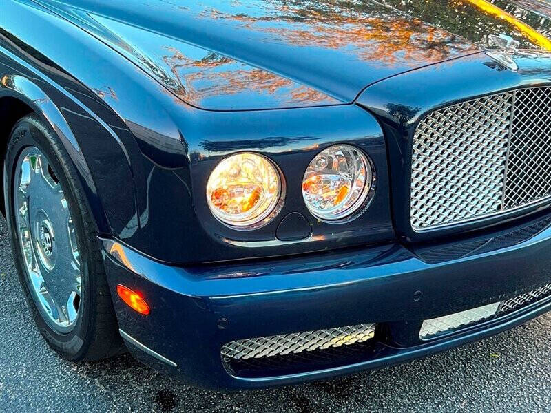 2008 Bentley Azure 9