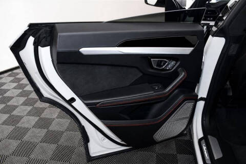 2019 Lamborghini Urus