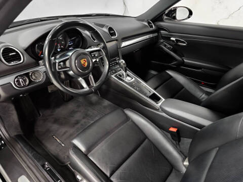 2017 Porsche 718 Cayman