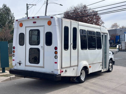 2014 Ford E-Series E-350 SD