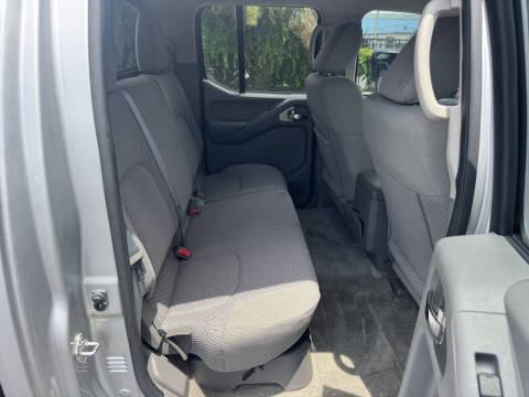 2017 Nissan Frontier SV