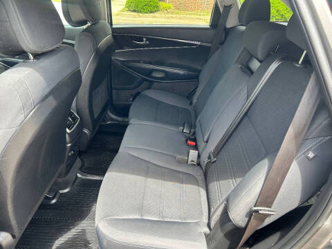 2016 Kia Sorento L